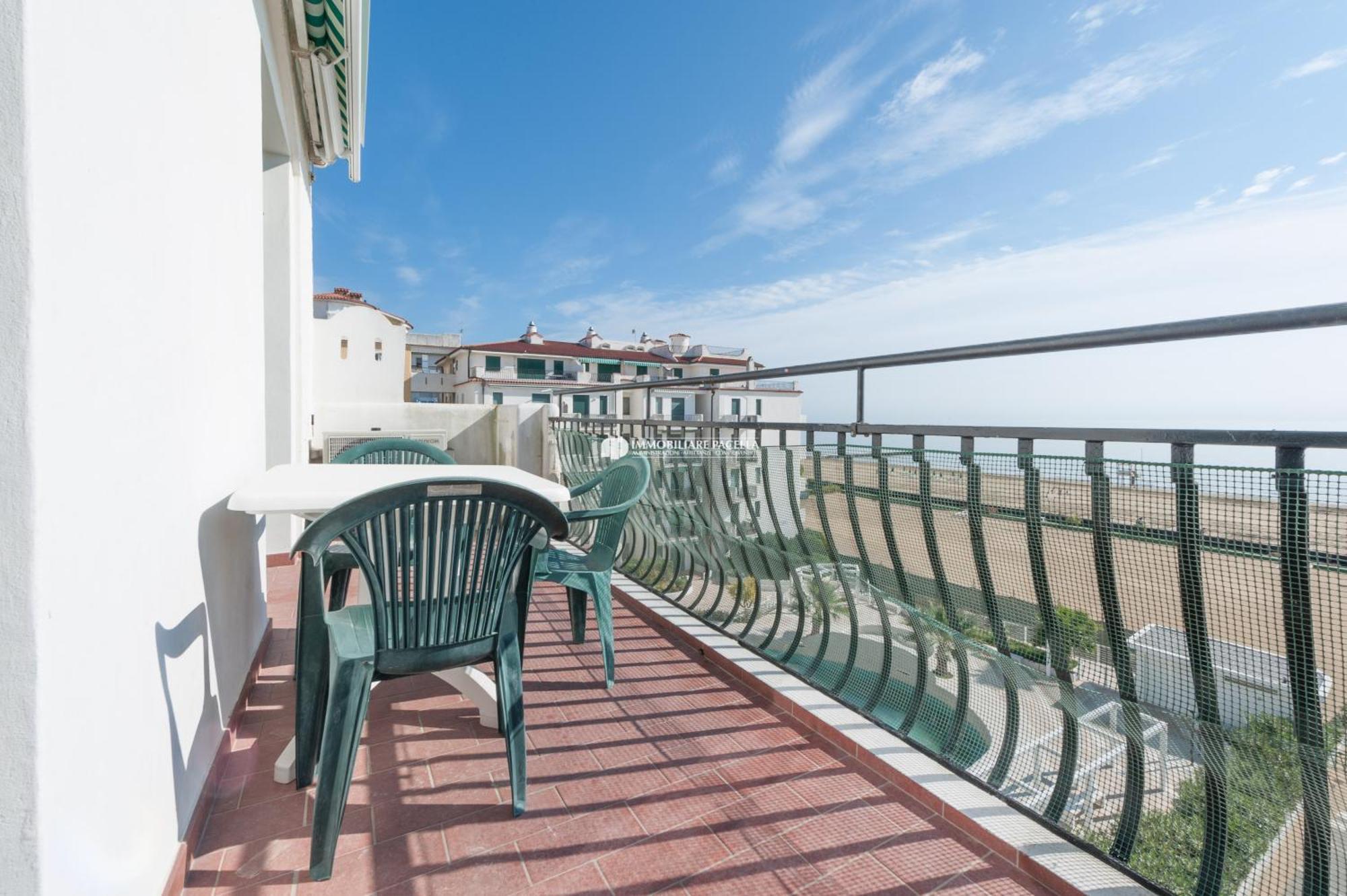 Residence El Palmar Da Colla Lido di Jesolo Exterior photo